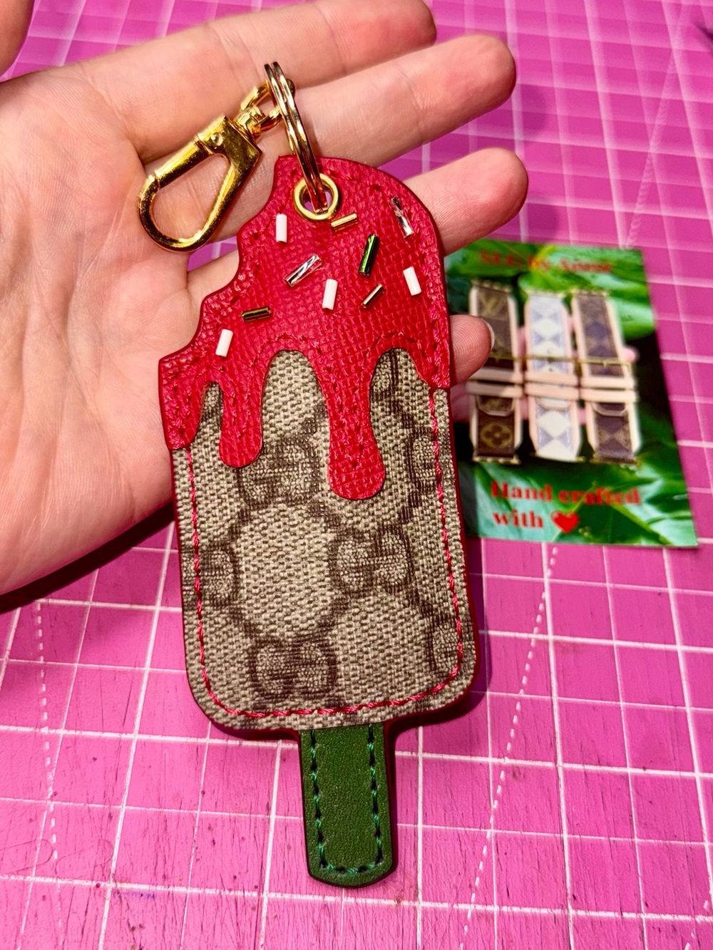 ❤️ GG Monogram Puffy Popsicle bag charm keychain